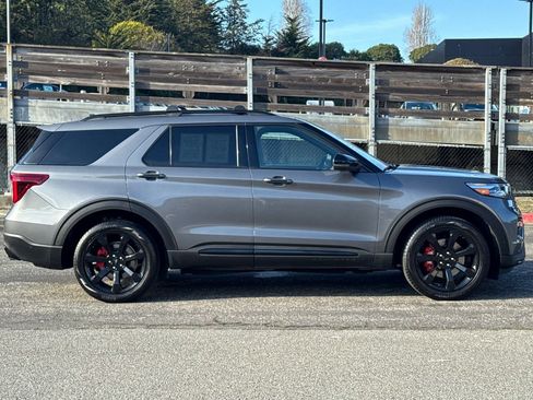 Certified 2022 Ford Explorer ST w/ Equipment Group 401A image 3