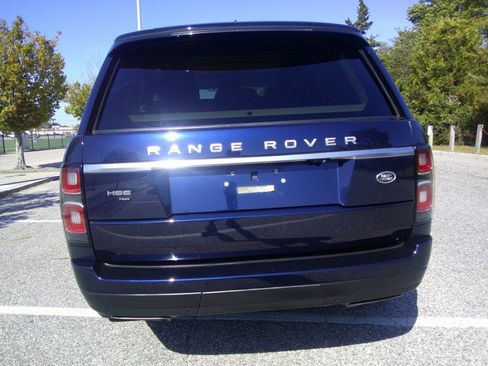 Used 2020 Land Rover Range Rover HSE image 22