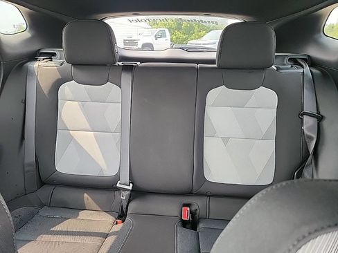 Certified 2024 Chevrolet Trax RS FWD image 31