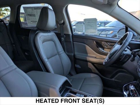 New 2025 Lincoln Corsair Reserve image 14