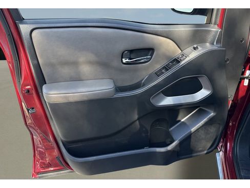 Used 2023 Nissan Frontier SV w/ Technology Package image 14