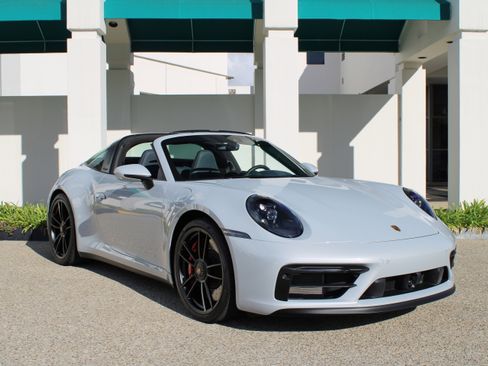 Used 2023 Porsche 911 Targa 4 GTS image 9