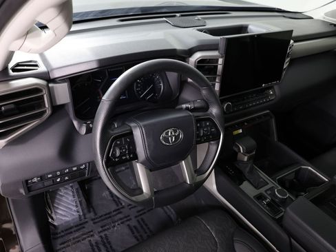 Used 2023 Toyota Tundra Limited AWD/4WD image 23