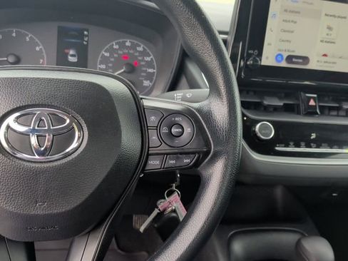 Used 2024 Toyota Corolla LE FWD image 16