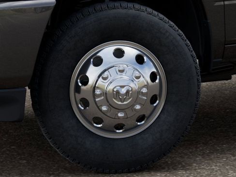 New 2026 RAM 3500 Big Horn AWD/4WD image 8