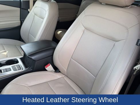 Used 2022 Ford Explorer Limited w/ Limited Technology Package image 13