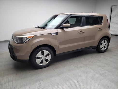 Used 2014 Kia Soul FWD image 2
