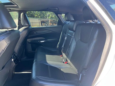 Used 2024 Lexus RX 350 FWD image 23