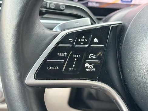 Used 2025 Mercedes-Benz GLS 450 4MATIC image 21