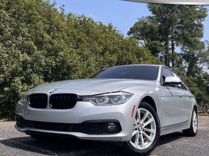 Used 2018 BMW 320i xDrive Sedan w/ Convenience Package