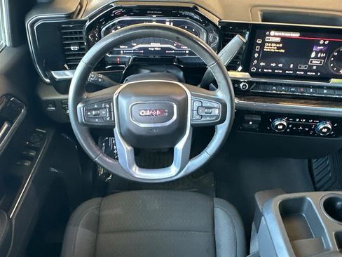 Used 2023 GMC Sierra 1500 Elevation image 15