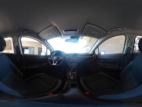 Used 2025 Nissan Versa SV FWD image 41