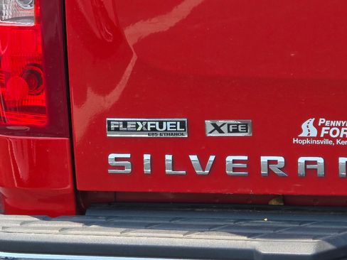 Used 2009 Chevrolet Silverado 1500 2WD Crew Cab w/ Safety Package image 6