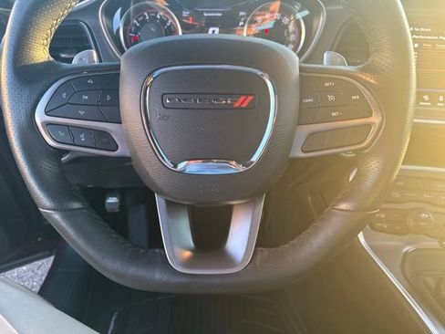 Used 2022 Dodge Challenger R/T Scat Pack RWD image 38