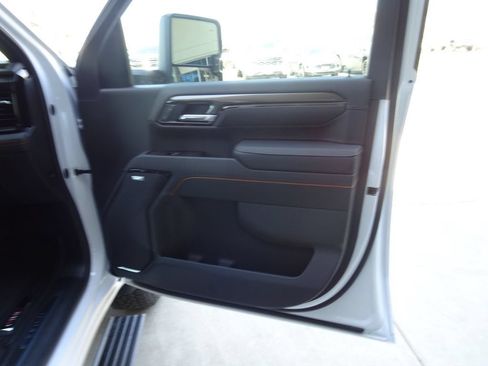 New 2026 GMC Sierra 2500 AT4 AWD/4WD image 29