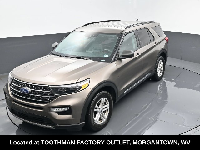 Used 2021 Ford Explorer XLT w/ Equipment Group 202A AWD/4WD image 22