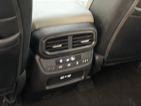 Used 2023 Honda Pilot EX-L image 19