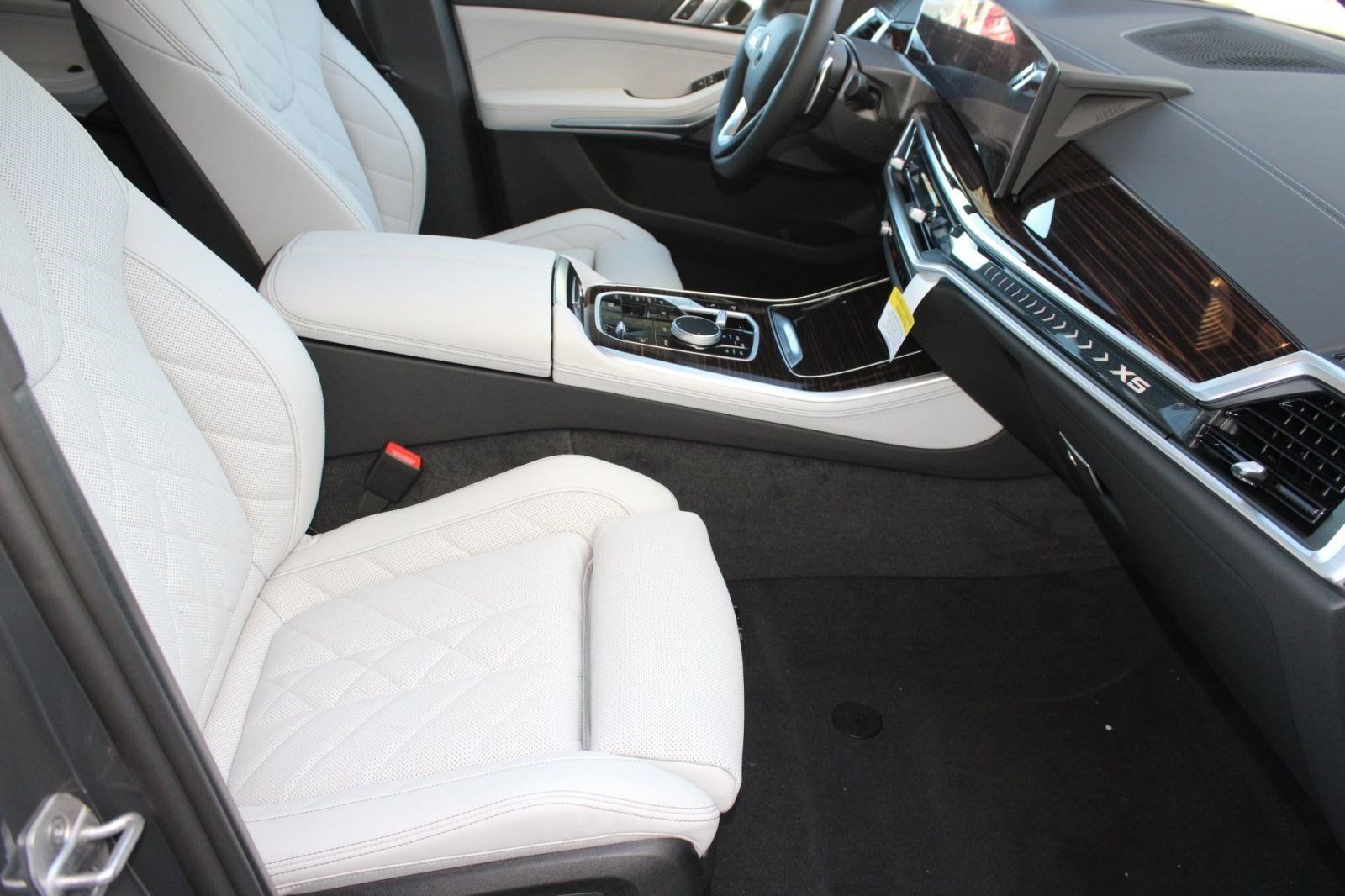 Used 2026 BMW X5 sDrive40i RWD image 26