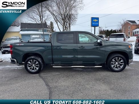 Used 2025 Chevrolet Silverado 1500 LT image 2