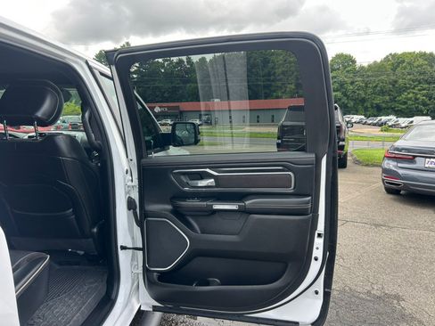 Used 2024 RAM 1500 Laramie AWD/4WD image 20