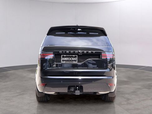 New 2025 Land Rover Discovery Dynamic SE image 6