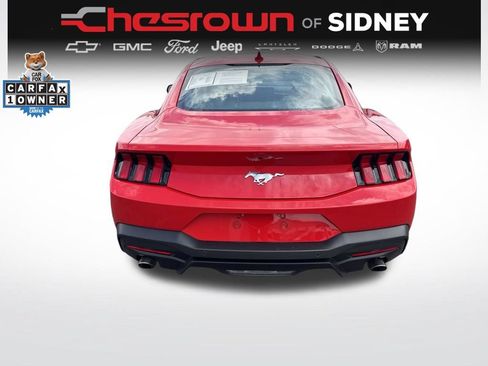 Used 2025 Ford Mustang Coupe RWD image 4
