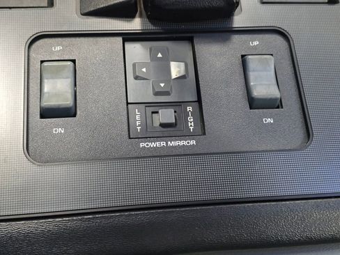 Used 1988 Pontiac Fiero GT image 78