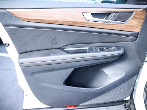 New 2026 Volkswagen Atlas SE image 33