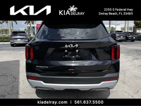 New 2026 Kia Sorento LX FWD image 5