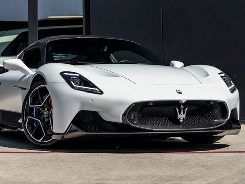 Used 2022 Maserati MC20 Coupe RWD image 6