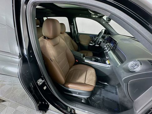 New 2026 Mercedes-Benz GLB 250 image 26