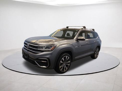 Used 2023 Volkswagen Atlas SEL Premium AWD/4WD image 3