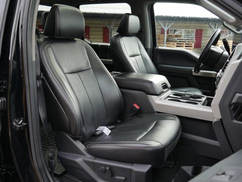 Certified 2021 Ford F350 Lariat image 31