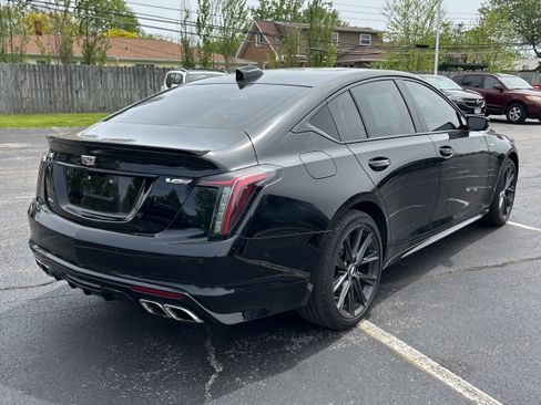 Used 2025 Cadillac CT5 V w/ Technology Package AWD/4WD image 6