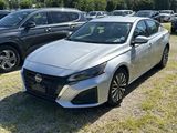 Used 2023 Nissan Altima 2.5 SV image 2