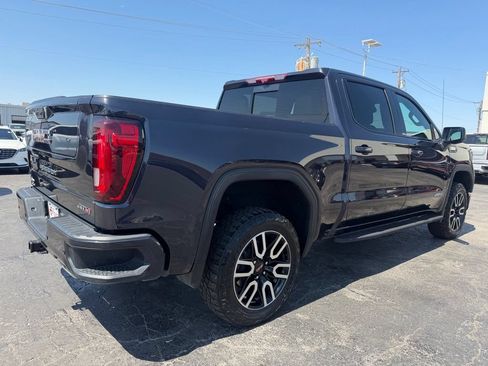 Used 2024 GMC Sierra 1500 AT4 w/ Technology Package AWD/4WD image 3