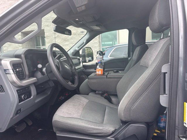 Used 2023 Ford F250 XLT w/ XLT Premium Package AWD/4WD image 6