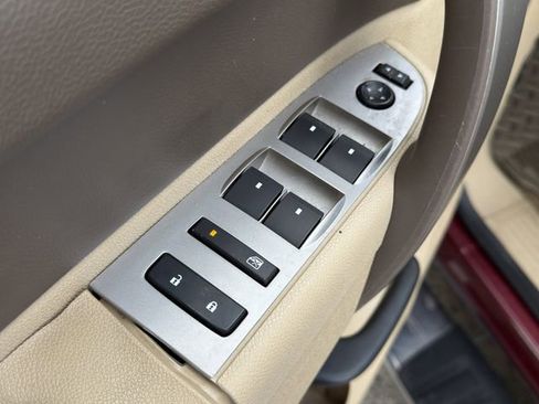 Used 2013 Chevrolet Silverado 1500 LT image 25