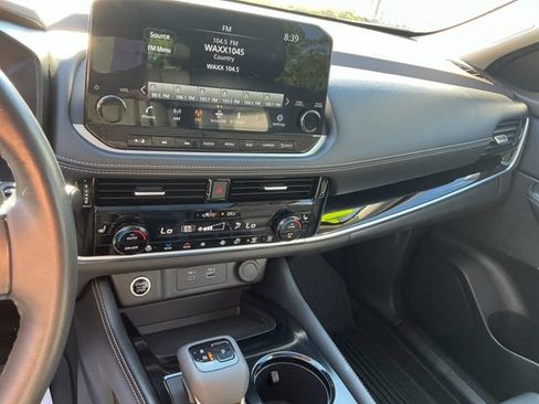 Used 2023 Nissan Rogue SL w/ SL Premium Package AWD/4WD image 33