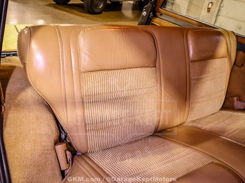 Used 1987 Jeep Grand Wagoneer AWD/4WD image 83