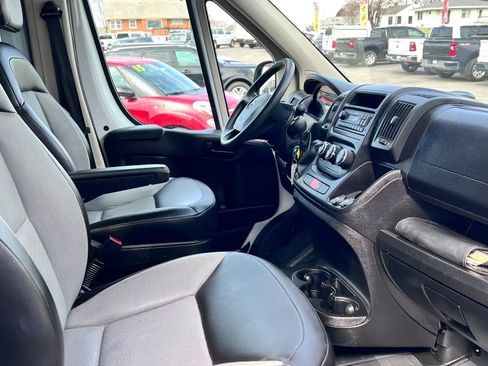 Used 2017 RAM ProMaster 2500 image 18