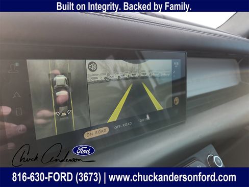 Used 2021 Land Rover Defender 110 X-Dynamic HSE image 17