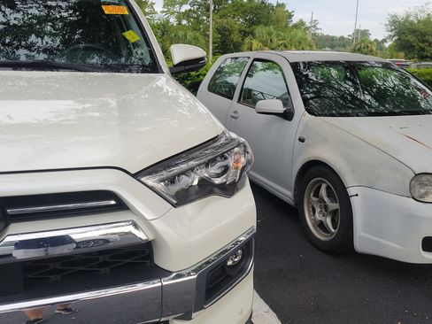 Used 2023 Toyota 4Runner Limited RWD image 3
