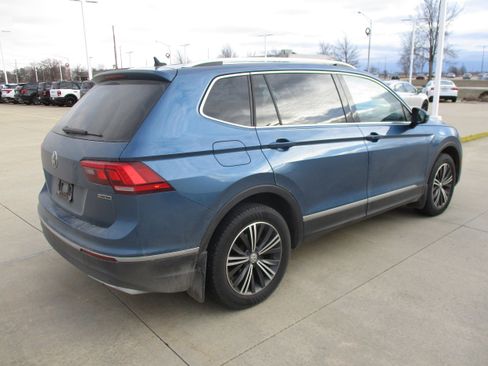 Used 2019 Volkswagen Tiguan SEL w/ 3rd Row Seat Package image 4