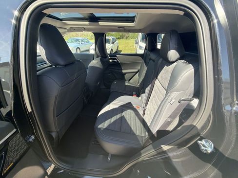 New 2026 Mitsubishi Outlander SE FWD image 23