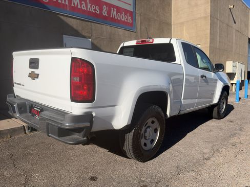Used 2017 Chevrolet Colorado W/T w/ WT Convenience Package RWD image 5