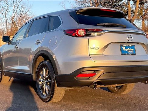 Used 2023 MAZDA CX-9 Touring image 11