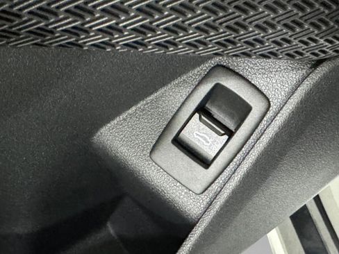 Used 2026 BMW X1 xDrive28i w/ Convenience Package image 32