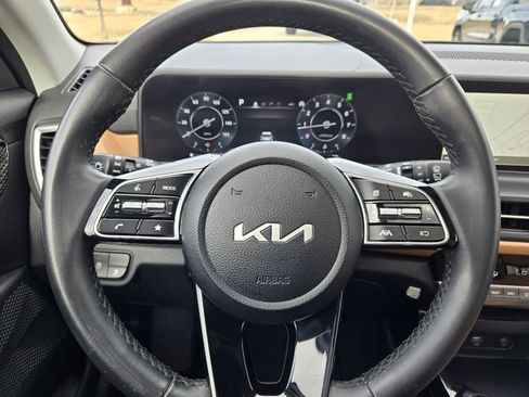 Used 2024 Kia Seltos EX image 20