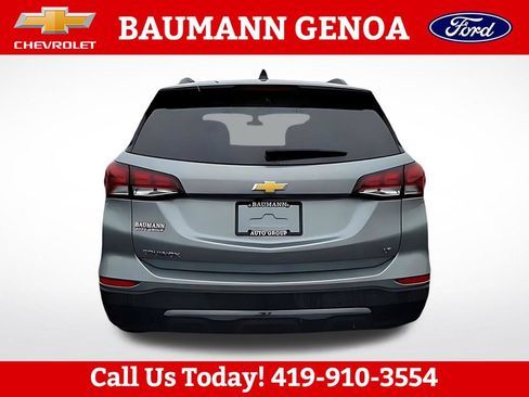 Used 2024 Chevrolet Equinox LT FWD image 3